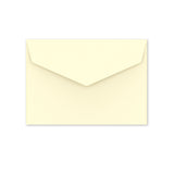 Självhäftande kuvert med V-flik