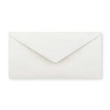 Vitt lätt kuvert med räfflad struktur (90 g/m²) 110x220 mm (DL)