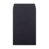 Svart kilskeppkuvert 324x229x25 mm (C4)